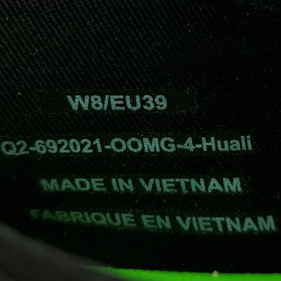 NWOT OOFOS OOmg eeZee Slip On Recovery Sneakers 8 Black/Cheetah/Tan/Animal Print - Picture 4 of 10